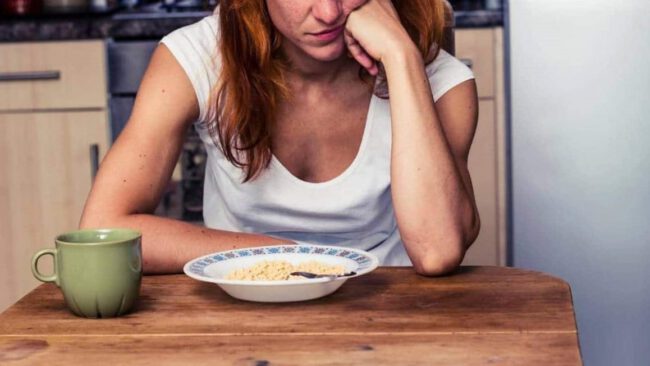 psicologo para bulimia en Valencia - plato de comida